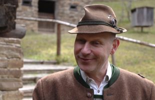 “Osterlamm & Antlassei” im Freilichtmuseum Stübing