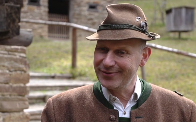 “Osterlamm & Antlassei” im Freilichtmuseum Stübing