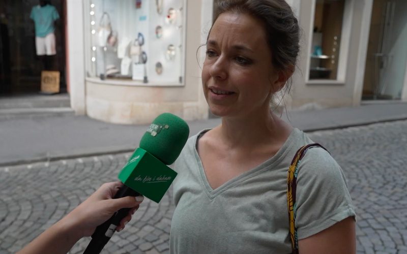 Straßenumfrage: Wie schützt man sich vor der Hitze