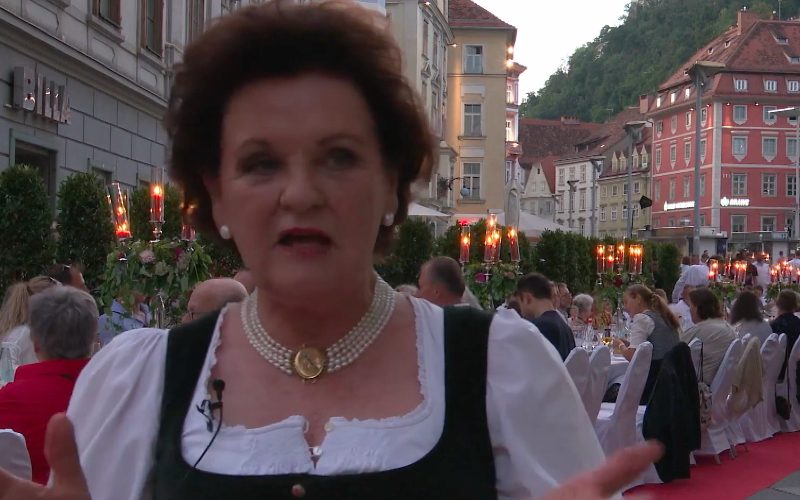 Lange Tafel am Grazer Hauptplatz