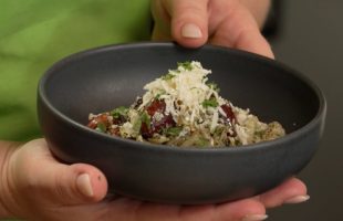 Rezept: Steirerkas-Käferbohnensalat mit Steirischen Kürbiskernöl