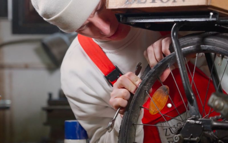 Hannes kann es! Fahrradschlauch wechseln
